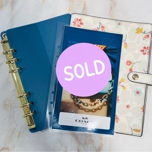 ♥︎♥︎♥︎SOLD♥︎♥︎♥︎COACH NOTEBOOK With A6 Gold Ring Insert and Fashion Dashboard